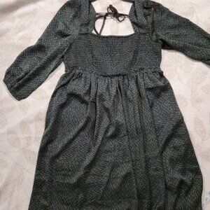 NWT Motherhood Maternity Ruched Long Sleeve Midi Dress